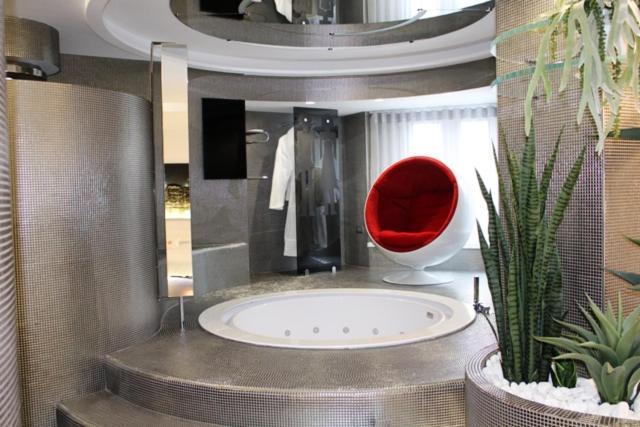 Domus Grand Hotel Rende Bagian luar foto