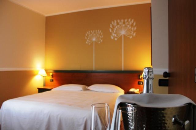 Domus Grand Hotel Rende Bagian luar foto