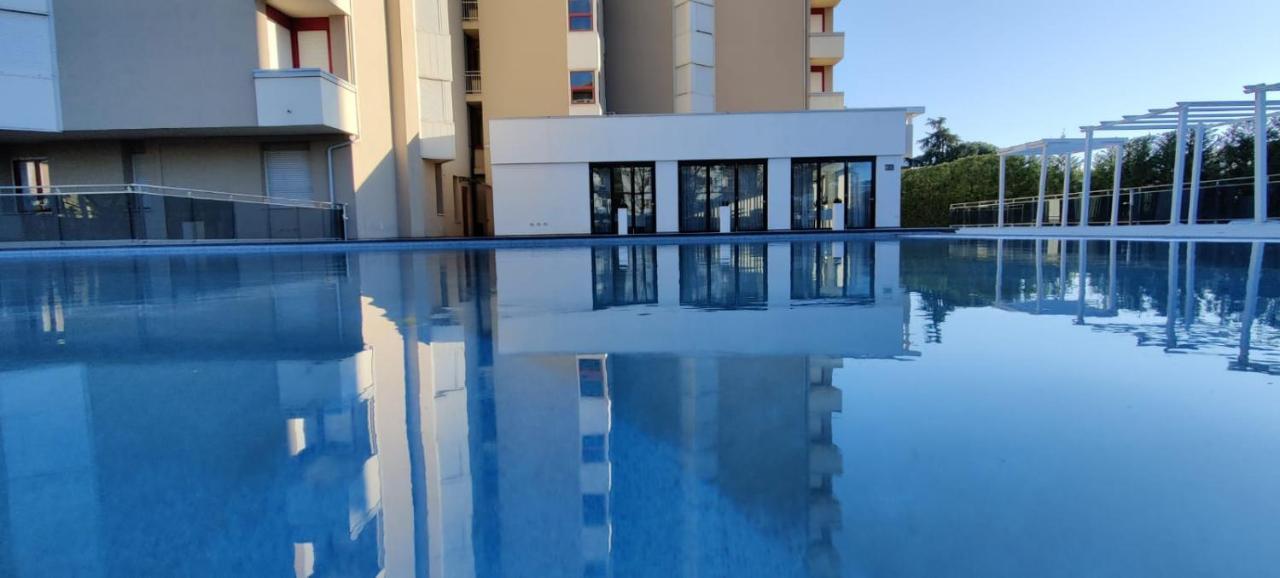 Domus Grand Hotel Rende Bagian luar foto
